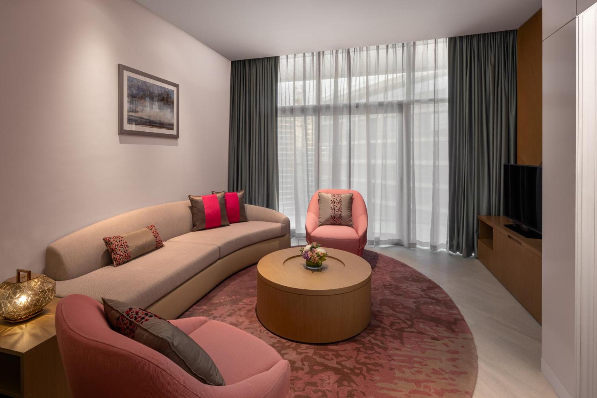 Hilton Dubai Creek Hotel & Residences エクステリア 写真