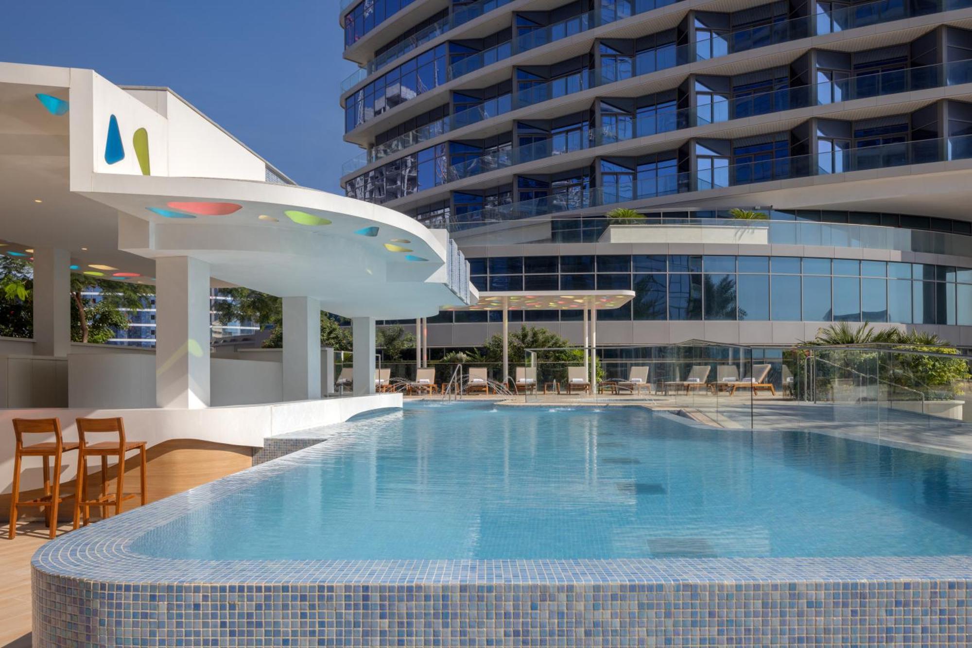 Hilton Dubai Creek Hotel & Residences エクステリア 写真