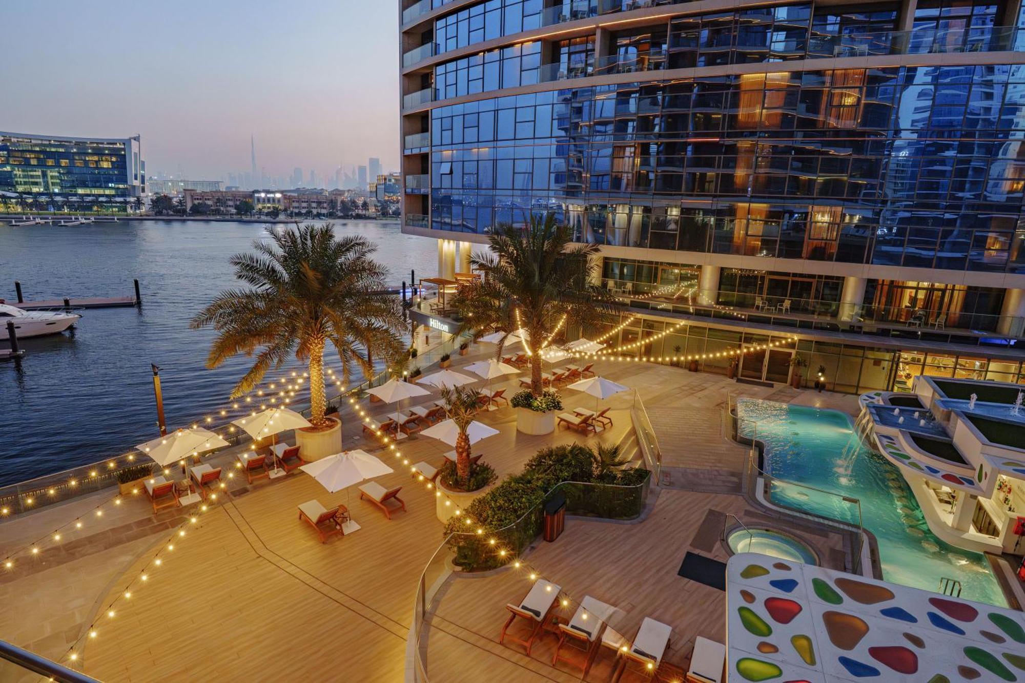 Hilton Dubai Creek Hotel & Residences エクステリア 写真